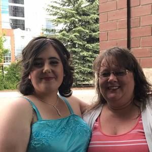 Meet your Posher, Lori